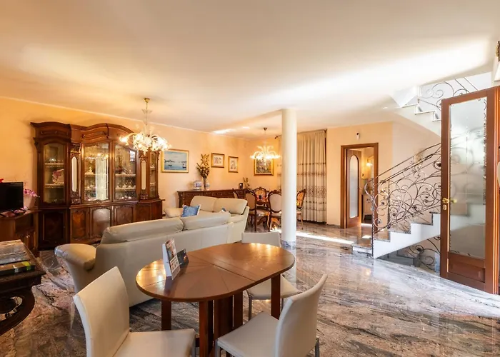 Вилла Infinity Garda *